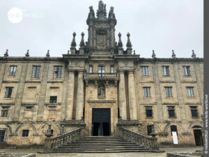 Museumsreif: Benediktinerkloster San Martin Pinario Hier sieht man das Museo de San Martin Pinario in Santiago de Compostela.